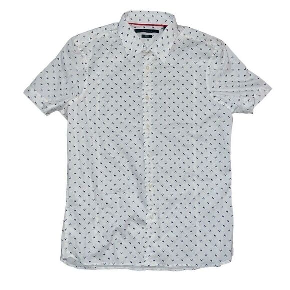 PERRY ELLIS Men’s White, Blue, & Red Patterned Short Sleeve Button Up Size M - Picture 1 of 6